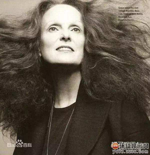 爷爷是人大代表、姑姑捧红张国荣,top绯闻女友