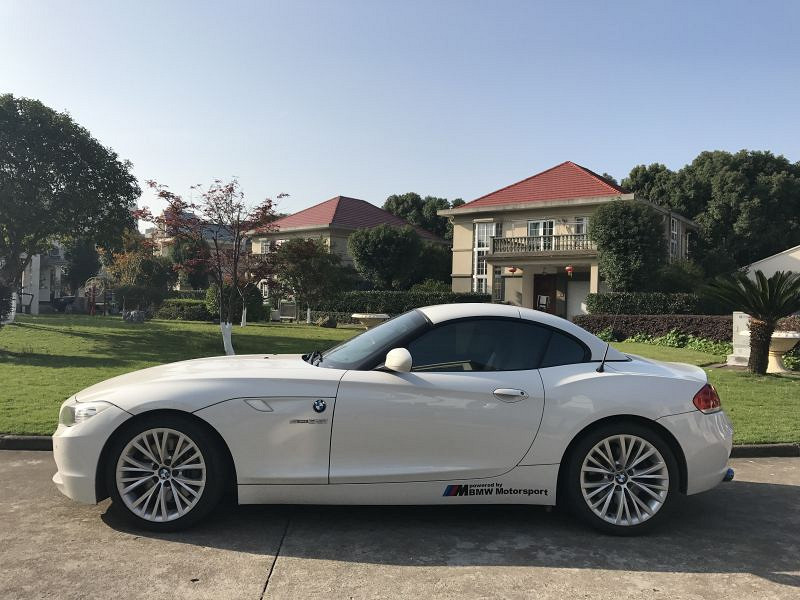 出售2010年宝马z4敞篷35i豪华型 白色