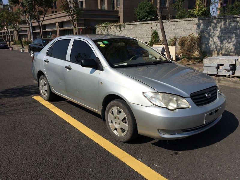 出售2011年2011款比亚迪f3手动挡 小泳推荐代步过度选择实惠