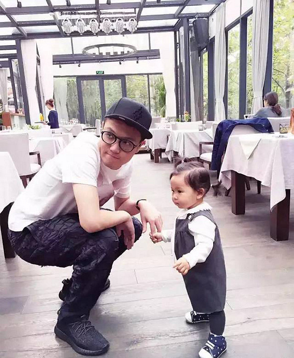 【巍阁酷爸】王夫也:一面是霸道总裁,一面是巍