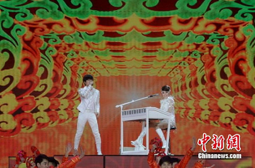 专访:玖月奇迹回忆上春晚往事 唱广场舞歌曲纠