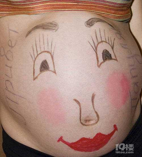 为什么孕妇肚子上有一条线 该拿这条线怎么办