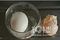 十秒鐘快速剝雞蛋——手不碰就能剝出光滑白嫩雞蛋