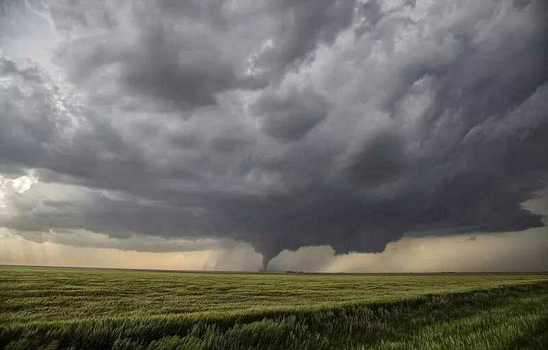 龙卷风-手机随手拍-杭州19楼