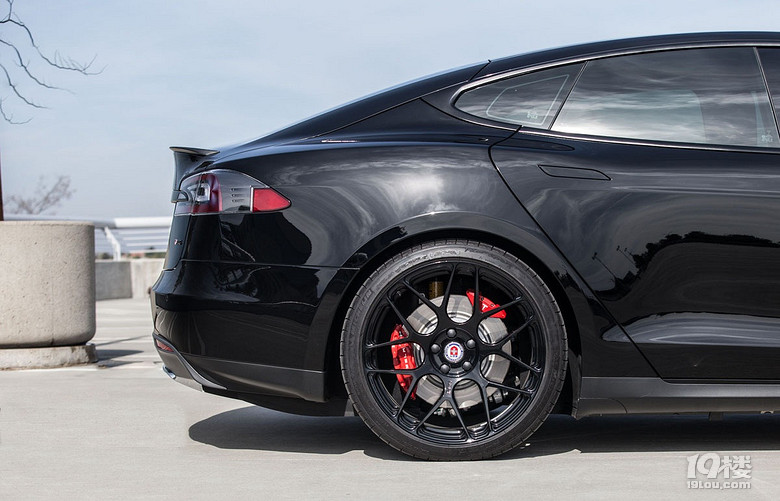 hre p40sc轮毂完美打造的帅气版特斯拉model s