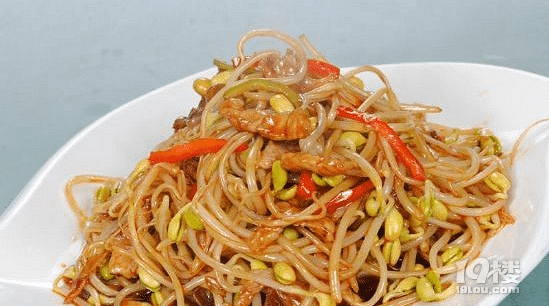 黃豆芽怎么做好吃 吃黃豆芽要注意些什么