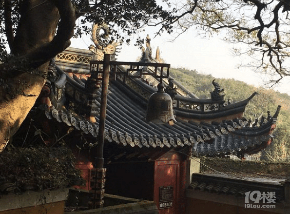 慧濟(jì)寺攻略 深山古剎現(xiàn)佛影