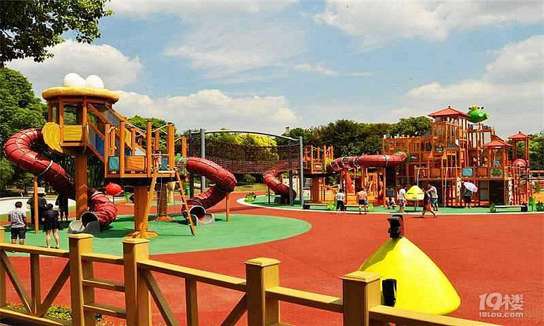 愤怒的小鸟乐园攻略 经典游戏的奇妙体验