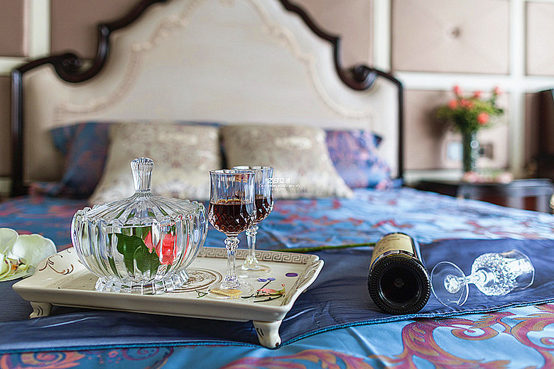 ����176ŷʽ�¹ŵ�--������Ĩ��ɫ������