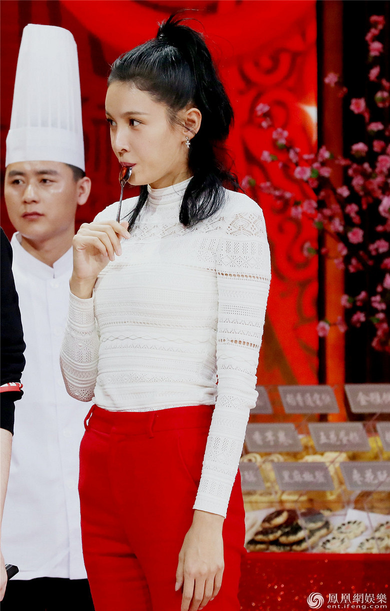 腿女神也愁嫁?张蓝心《天天》求桃花-大陆剧-