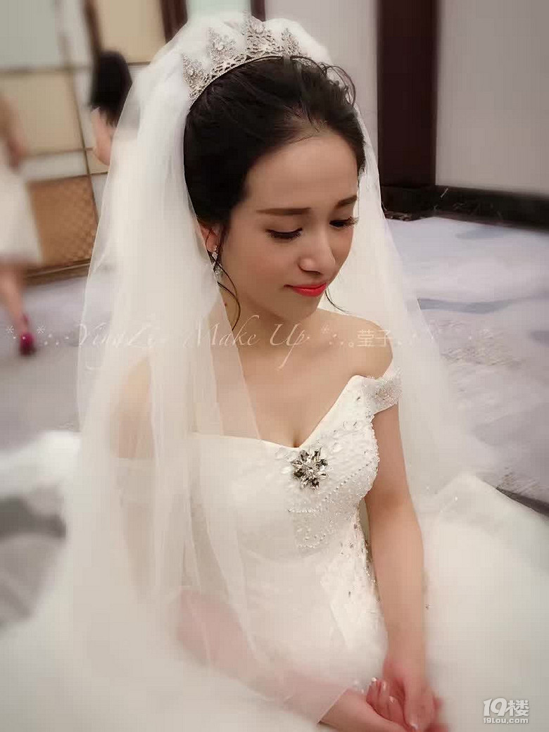 【結婚日記】一個蘋果引發(fā)的校園文藝小愛情