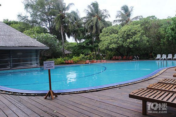 Dusit Thani都喜天阙岛