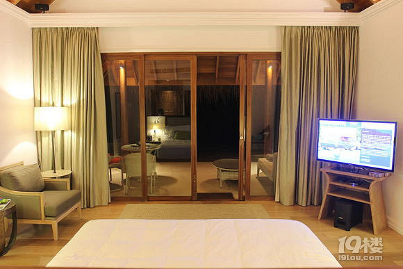 Dusit Thani都喜天阙岛