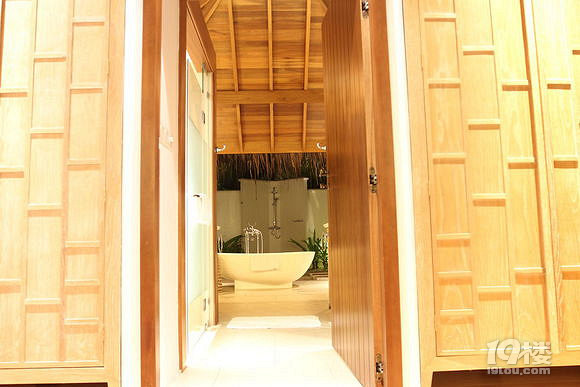 Dusit Thani都喜天阙岛
