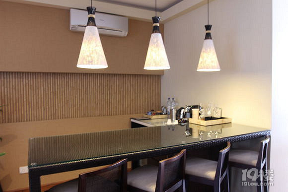 Dusit Thani都喜天阙岛