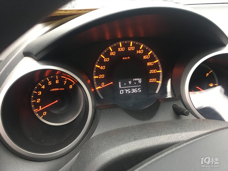 本田飞度手动挡国4排放 新款