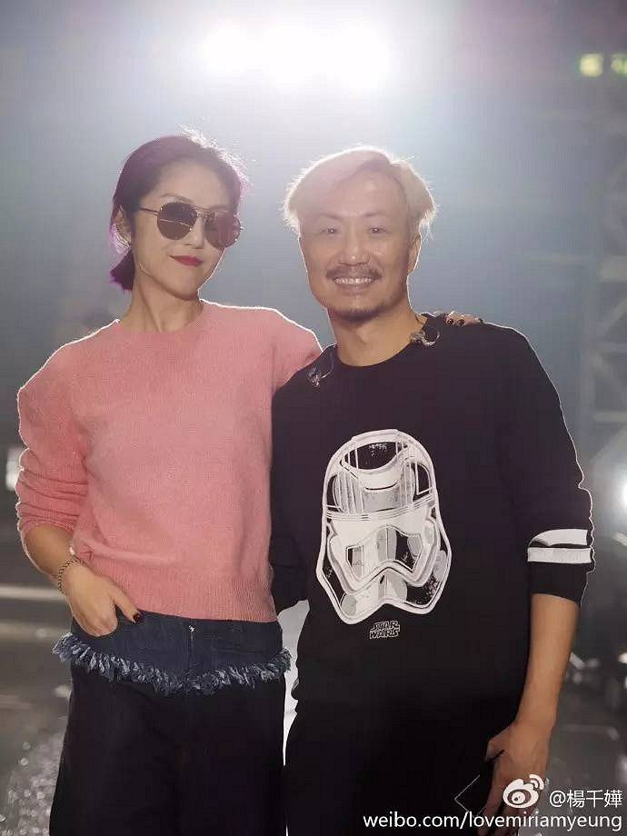 开八 | 郑中基杨千嬅分手18年后同台合唱，“无赖”与“烈女-社会-早知道-杭州19楼