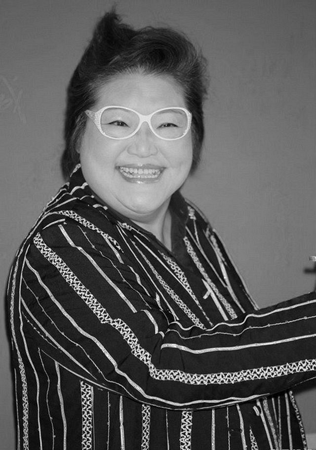 正当大家以为鲁芬平安无事之际,今日凌晨却传出噩耗,鲁芬病逝,享年63