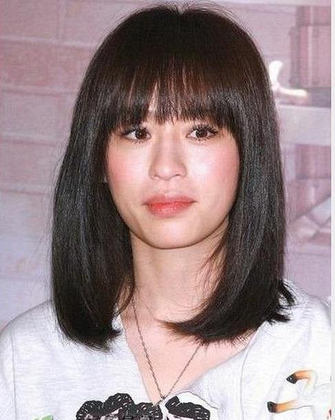 王心凌疑现整容痕迹 鼻子山根处诡异凸起 明星手术刀口位置大盘点