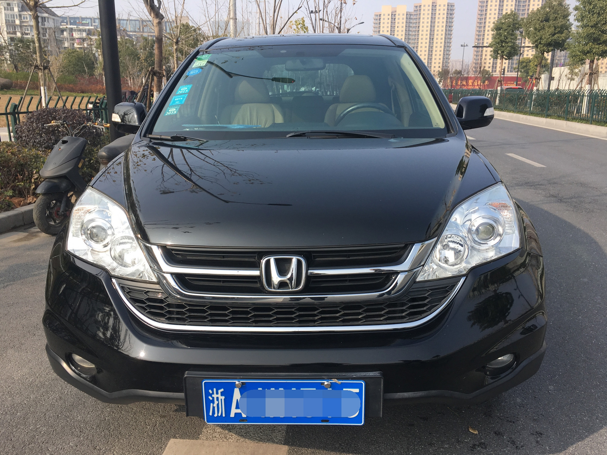 11年9月本田crv 2.4四驱豪华版