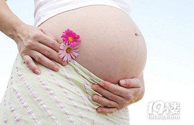 怀孕四个月有胎动吗 胎动是什么感觉-孕中期(1