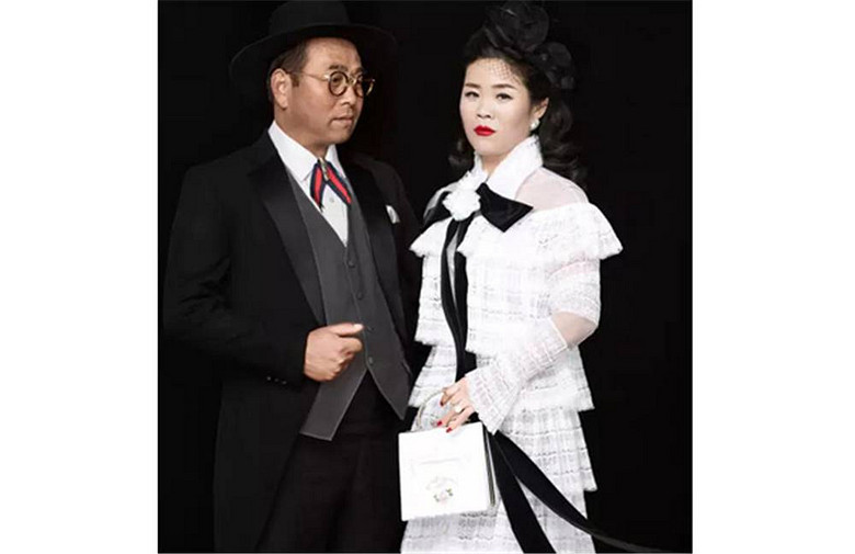 杭州50岁环卫工夫妻第一次拍婚纱照,惊艳了-社