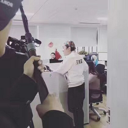跑男5杭州开录!迪丽热巴真的来了 baby刚走陈伟霆就来当嘉宾(图)