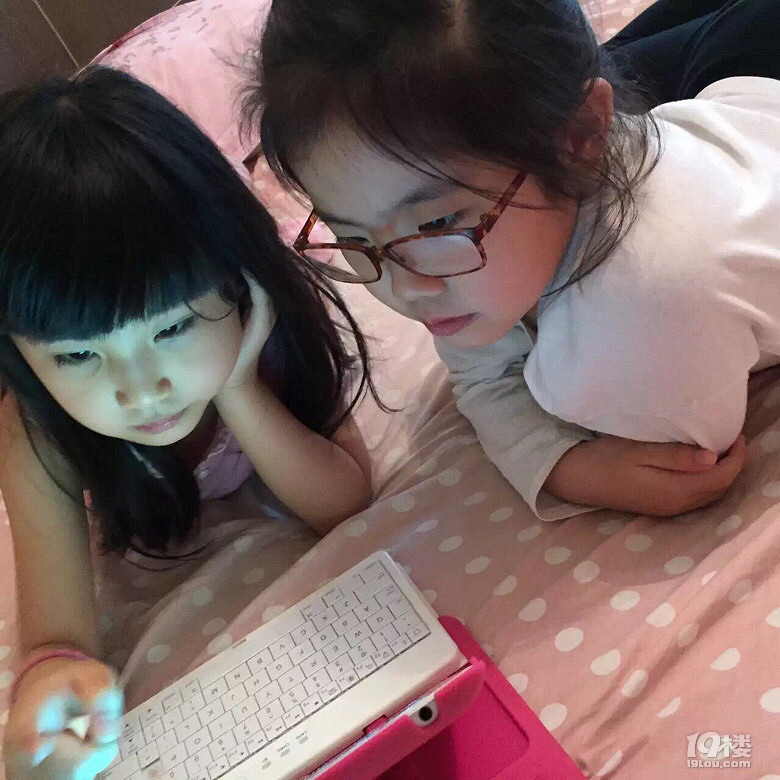 活动：两小无猜的时光 青梅竹马的萌娃