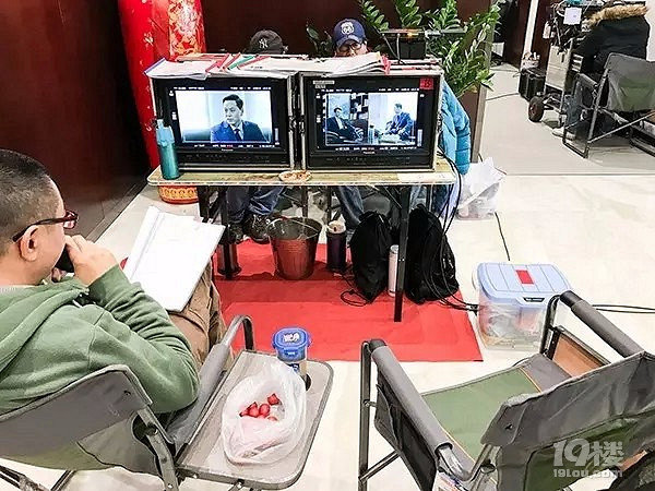 王志文、俞飞鸿的电视剧在杭州开拍!朋友圈都