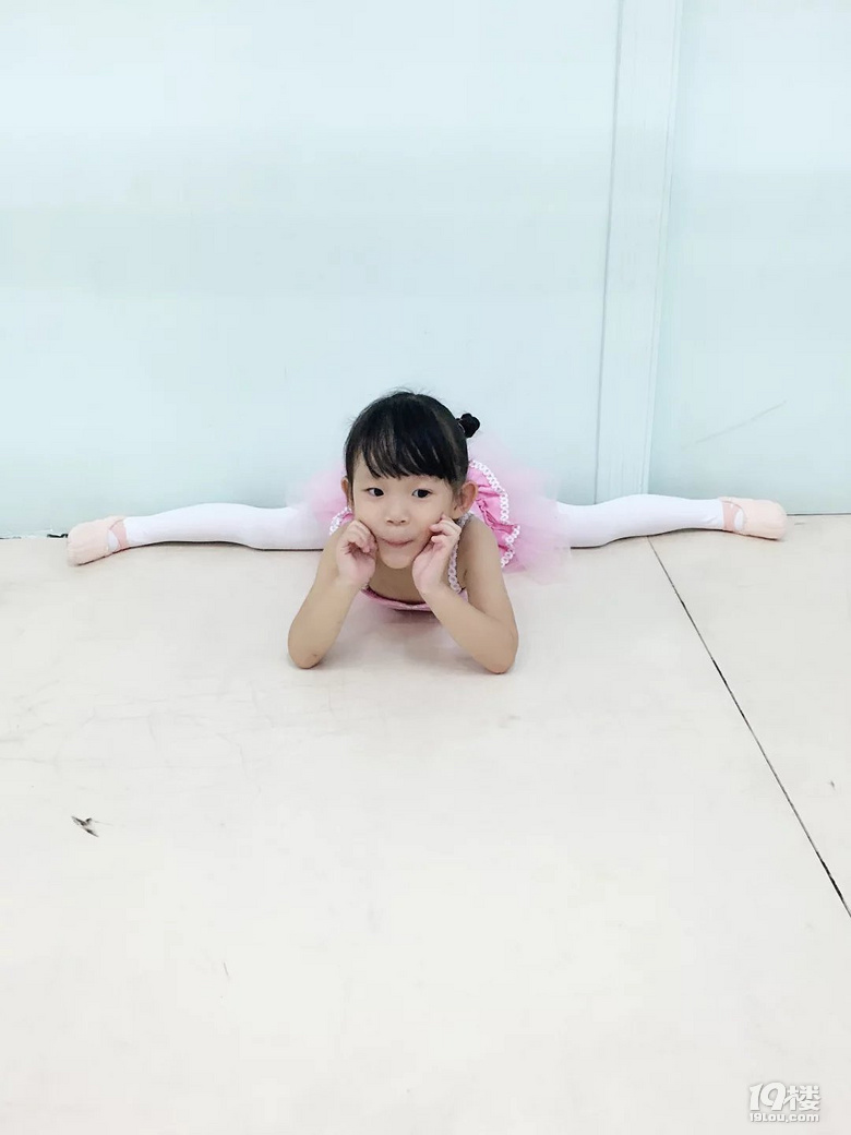 ӛ