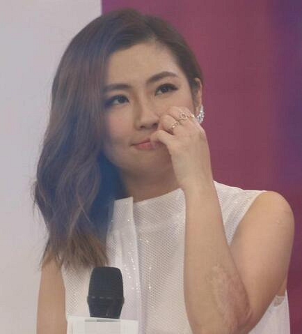 传Selina离婚后有女汉子陪伴?看经纪公司怎么