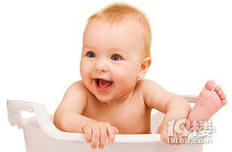 宝宝一岁吃什么奶粉?宝宝一岁吃什么奶粉合适
