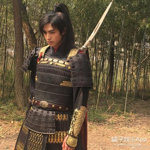 于正曝容止造型 网友一见误终身?还是别见了-