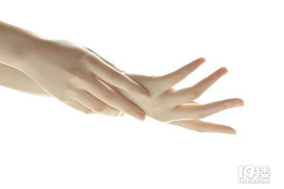 手冻肿了怎么办