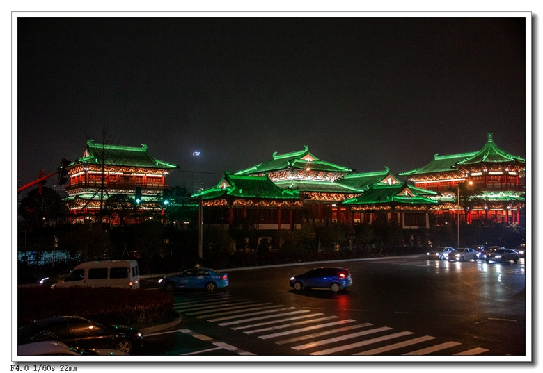 夜幕下的滕王阁