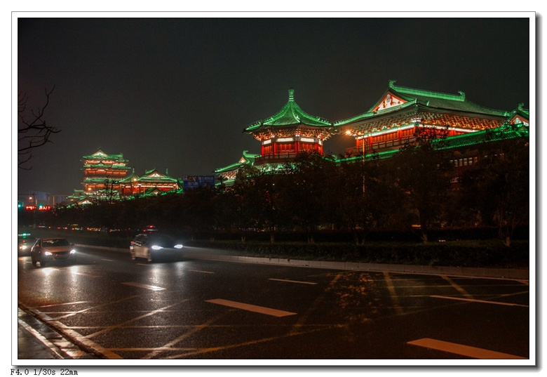 夜幕下的滕王阁