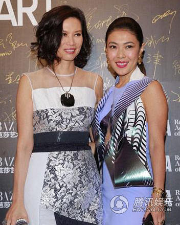 魔女闺蜜团北京相聚 李冰冰苏芒邓文迪再度同