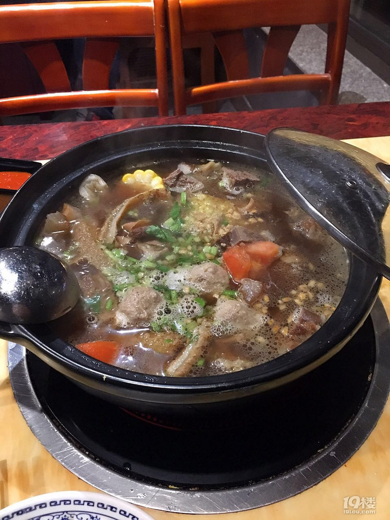 【杭城美食地圖】請(qǐng)給我一份臭豆腐地圖，我能走遍杭州角落
