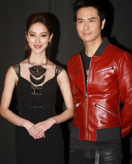 陈凯琳称男友郑嘉颖体力还好 至少生两个孩子