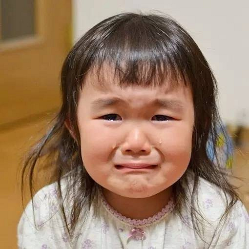 4岁女孩凭她的丑萌火遍全世界