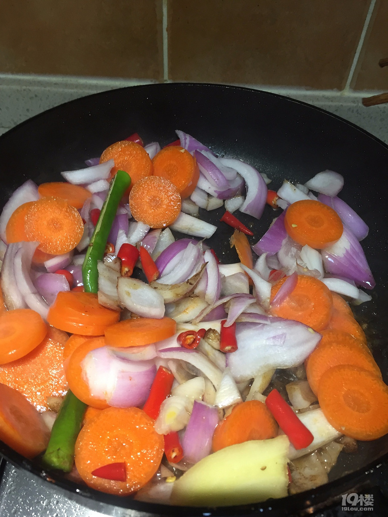 泰式柠檬咖喱大虾配步骤版!-家常菜-19楼私房