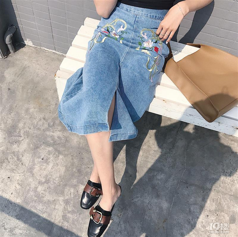 港味chic风显瘦前开叉半身裙 女学生高腰长裙字包臀裙中 复古A刺