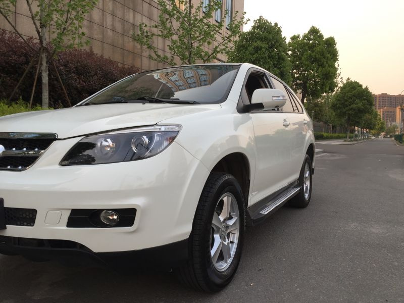 比亚迪s6白色【寄卖 0首付】【可签订无事故 泡水 火烧合同】