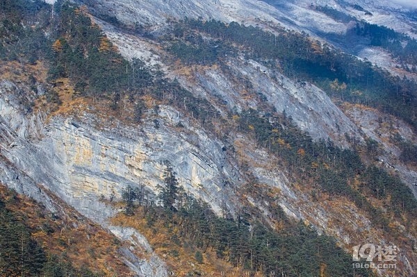 小青年瘋狂瀘沽湖之旅,遇見愛情山——玉龍雪山