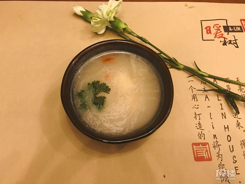 女朋友过生日要发高大上朋友圈,害得我跑遍了