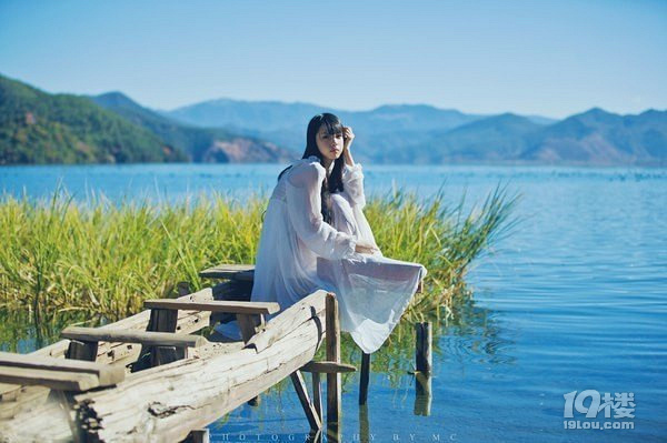 小青年瘋狂瀘沽湖之旅，遇見愛情山——玉龍雪山