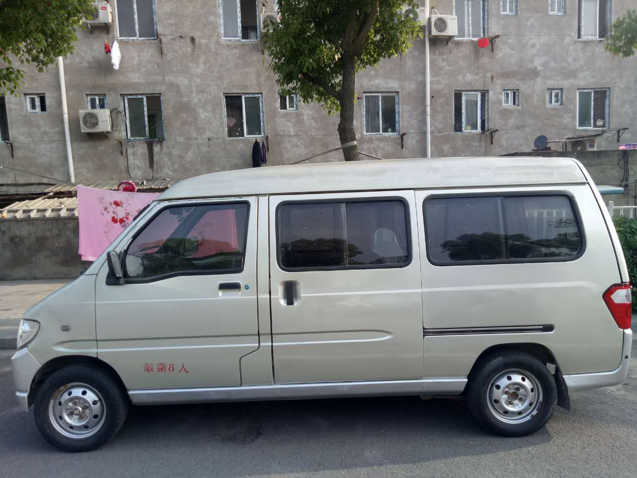 五菱之光加长 银色 【可按揭 零首付】