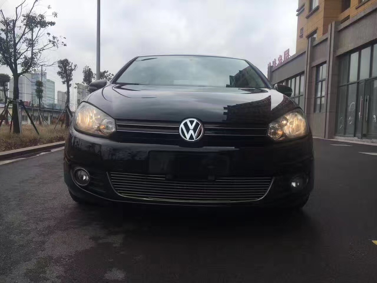 《急卖》《急卖》大众高尔夫 黑色 【可按揭零首付】