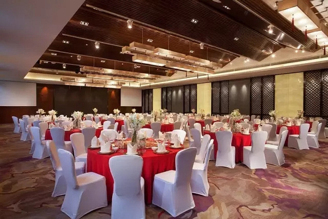 运河边的契弗利酒店放大招:结婚订婚宴,标准由您订!