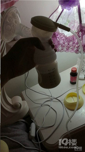 宝宝出生不到1小时！老公半夜跟着急救车走了